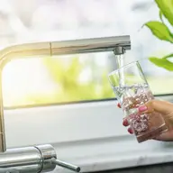 10 beneficii ale sistemelor de filtrare a apei pentru întreaga casă