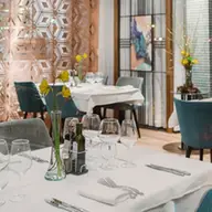 Restaurant Crinul Alb