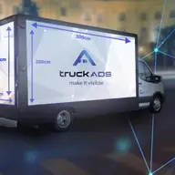 Publicitate flexibilă: camionul LED vs. panourile LED publicitare