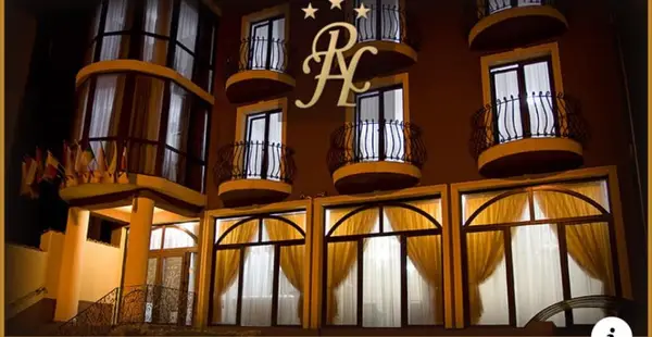 RHC Royal Hotel