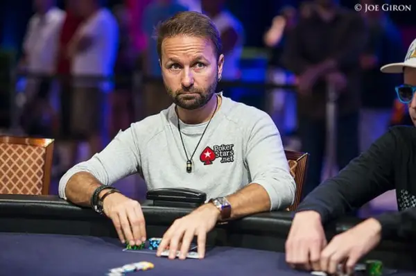 Cine sunt cei mai cunoscuţi jucători de poker români?