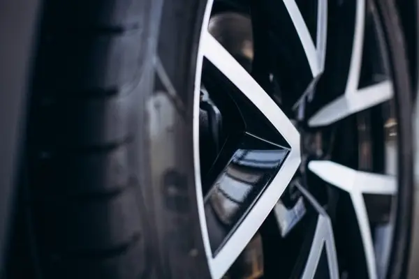 Tendințe în designul jantelor auto pentru anul urmator