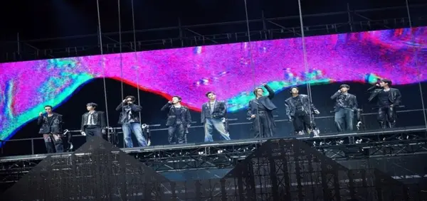 Seventeen World Tour (New_)