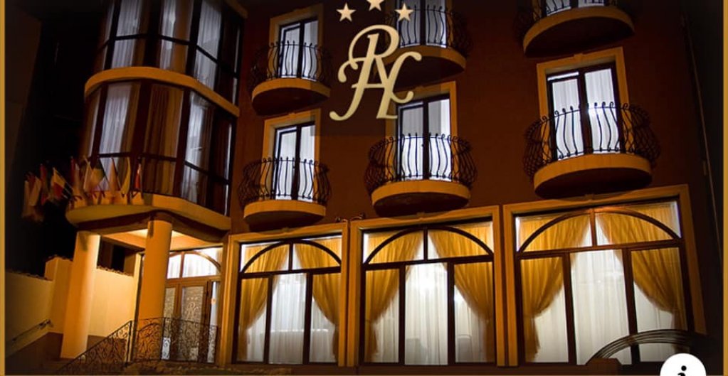 RHC Royal Hotel